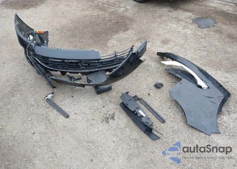 2015 Chrysler 200 Limited из США, поврежденный, VIN 1C3CCCAB7FN758391